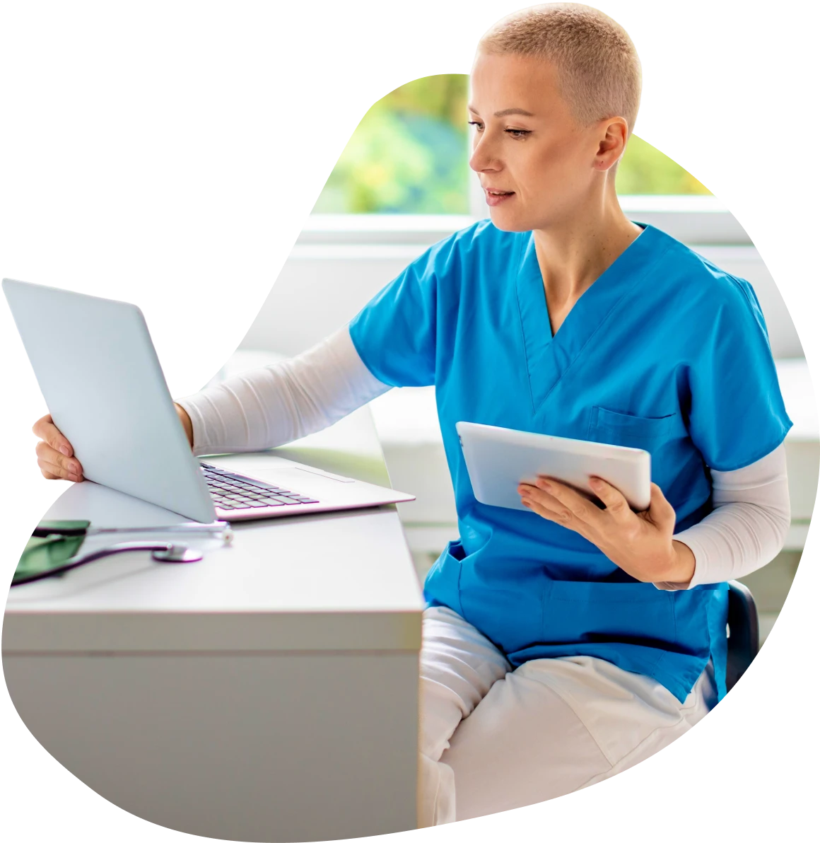 Healthcare worker multitasking with devices